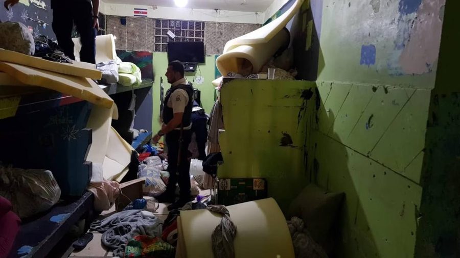 Operativo policial en San José